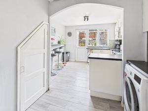 Kitchen- click for photo gallery